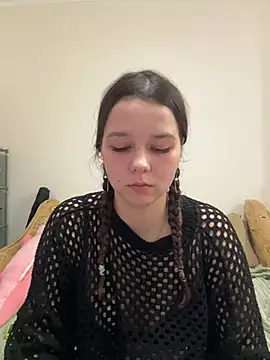Snapshot of PoppyRobinson chatting on 01-13-25, 06:38 PoppyRobinson online show from 01-13-25, 06:38