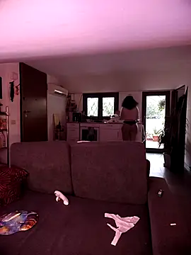 salomea r online show from 04-12-26, 05:18