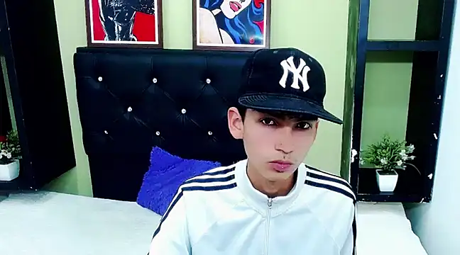 ttimy x boy online show from 12-27-24, 07:57