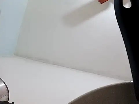 Snapshot of Gostozim7 chatting on 02-05-25, 08:04 Gostozim7 online show from 02-05-25, 08:04