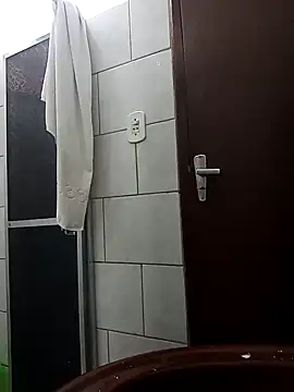 Snapshot of Gostozim7 chatting on 02-15-25, 02:00 Gostozim7 online show from 02-15-25, 02:00