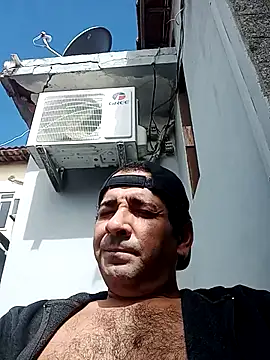 Snapshot of Gostozim7 chatting on 10-21-25, 05:24 Gostozim7 online show from 10-21-25, 05:24