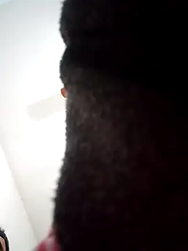 Snapshot of Gostozim7 chatting on 10-22-25, 05:24 Gostozim7 online show from 10-22-25, 05:24