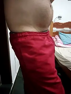 Snapshot of Gostozim7 chatting on 10-31-25, 05:52 Gostozim7 online show from 10-31-25, 05:52