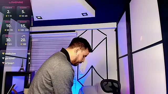 JackBlanco  online show from 03-20-25, 04:40