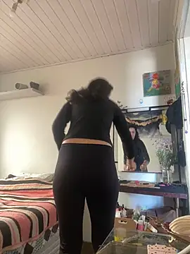 magalunabb online show from 09-24-25, 03:04