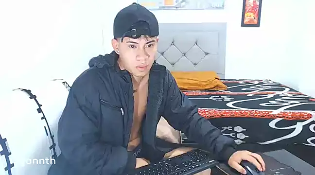 logannth online show from 01-06-25, 09:43