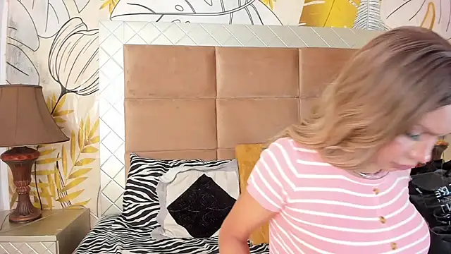 amazing dolltsx online show from 12-06-24, 07:12