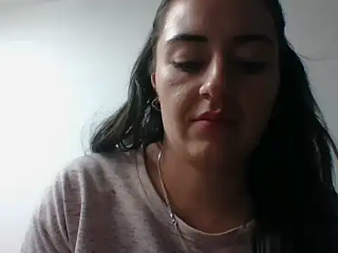  karlie kloss  online show from 01-28-25, 12:47