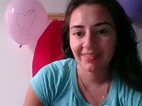  karlie kloss  online show from 02-17-25, 10:36