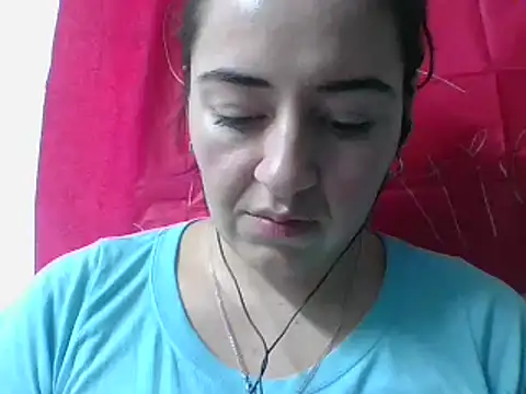  karlie kloss  online show from 03-18-25, 11:20