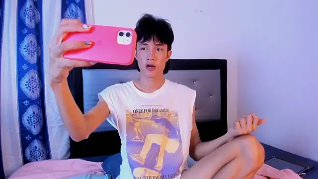 Johhan  Lee online show from 01-15-25, 01:34