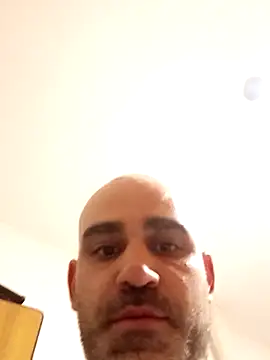 Snapshot of pelarrico12 chatting on 12-06-24, 02:35 pelarrico12 online show from 12-06-24, 02:35