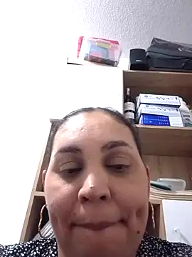 Snapshot of MirandaSoto chatting on 01-29-25, 06:18 MirandaSoto online show from 01-29-25, 06:18