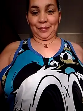 Snapshot of MirandaSoto chatting on 03-19-25, 01:07 MirandaSoto online show from 03-19-25, 01:07