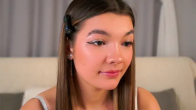 VeronaAppleberry online show from 09-10-25, 11:10