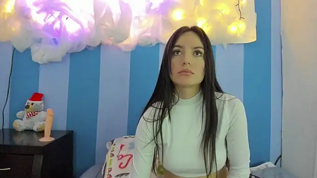 britny clouds online show from 12-08-24, 09:41