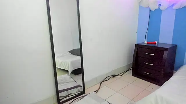 britny clouds online show from 12-28-24, 04:09