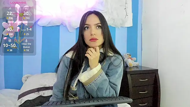 britny clouds online show from 01-14-25, 01:49