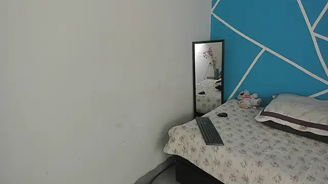 britny clouds online show from 01-21-25, 02:59