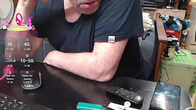 misteryman1956 online show from 10-01-25, 06:08