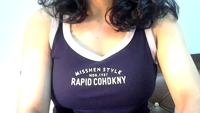 Snapshot of phuljhadi chatting on 02-04-25, 07:55 phuljhadi online show from 02-04-25, 07:55