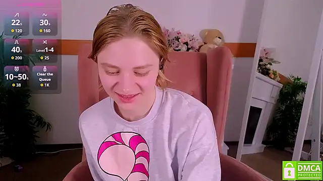 Snapshot of MirraBellanta chatting on 02-17-26, 12:07 MirraBellanta online show from 02-17-26, 12:07