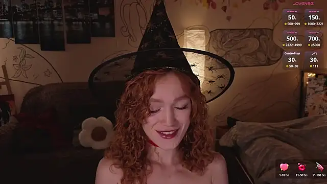 such juicee online show from 10-26-25, 04:13