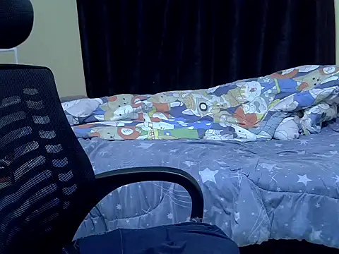 Horny-slut  online show from 09-16-25, 04:57