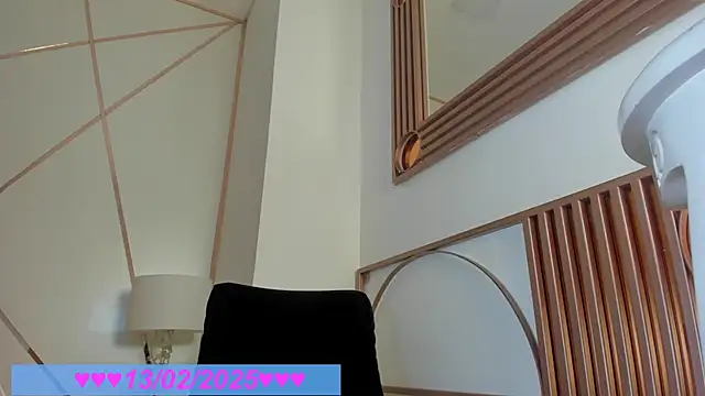 Snapshot of Bylie_Hills chatting on 02-14-25, 09:21 Bylie Hills online show from 02-14-25, 09:21