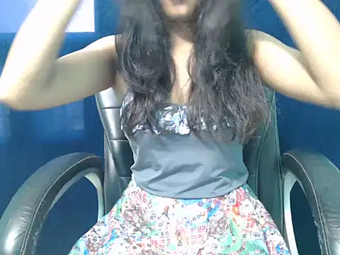 Snapshot of Yashi chatting on 09-26-25, 05:00 Yashi online show from 09-26-25, 05:00