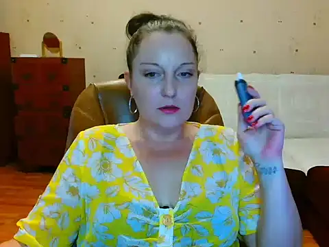 Snapshot of Alice3694 chatting on 12-28-24, 12:45 Alice3694 online show from 12-28-24, 12:45