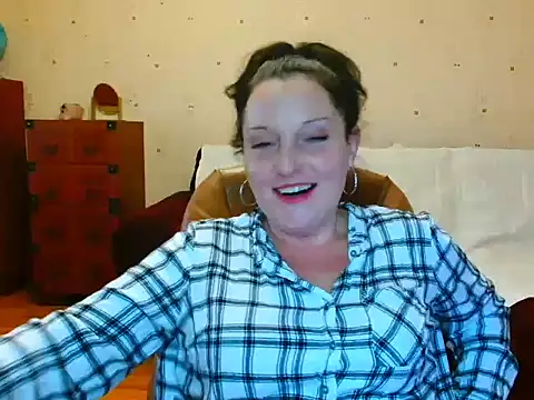 Snapshot of Alice3694 chatting on 01-02-25, 01:51 Alice3694 online show from 01-02-25, 01:51