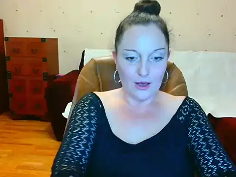 Snapshot of Alice3694 chatting on 02-01-25, 11:10 Alice3694 online show from 02-01-25, 11:10