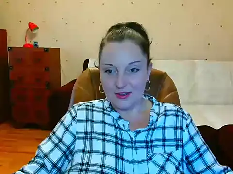 Snapshot of Alice3694 chatting on 02-10-25, 05:58 Alice3694 online show from 02-10-25, 05:58