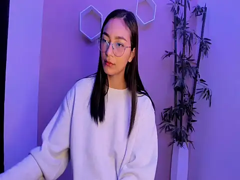 Snapshot of ASIAM_BRUNET chatting on 02-11-26, 11:26 ASIAM BRUNET online show from 02-11-26, 11:26