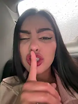 Maddy Rouse  online show from 01-05-26, 06:22