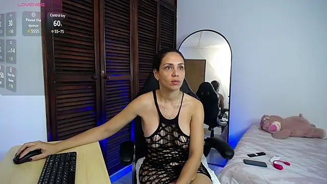 Snapshot of karoll_marquez chatting on 01-13-25, 04:41 karoll marquez online show from 01-13-25, 04:41