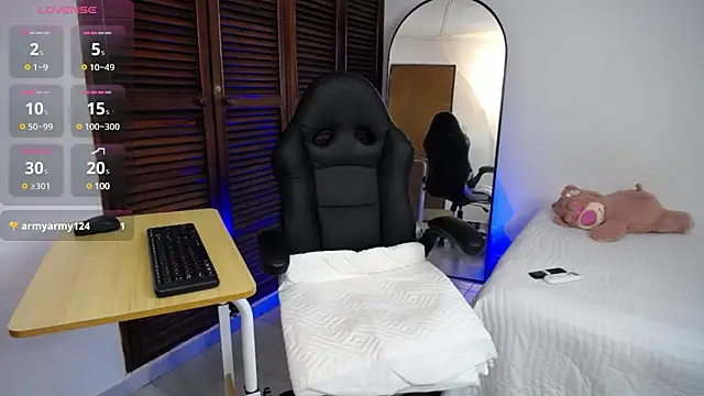 Snapshot of karoll_marquez chatting on 01-18-25, 10:06 karoll marquez online show from 01-18-25, 10:06