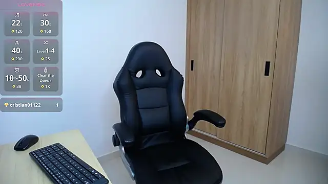 Snapshot of karoll_marquez chatting on 11-21-25, 11:36 karoll marquez online show from 11-21-25, 11:36