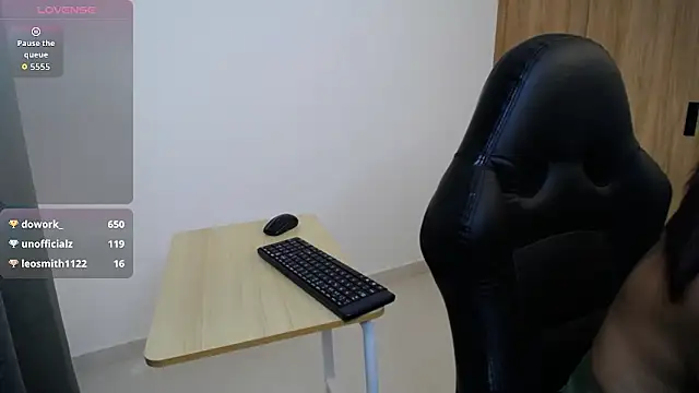 Snapshot of karoll_marquez chatting on 02-03-26, 02:53 karoll marquez online show from 02-03-26, 02:53