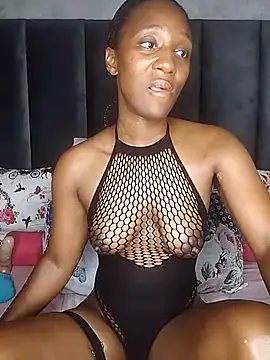 Lucy Blacksilk online show from 02-02-26, 10:19