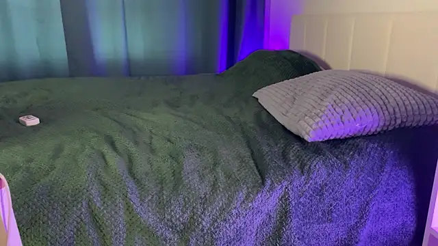 Snapshot of emmsee chatting on 11-26-25, 11:11 emmsee online show from 11-26-25, 11:11