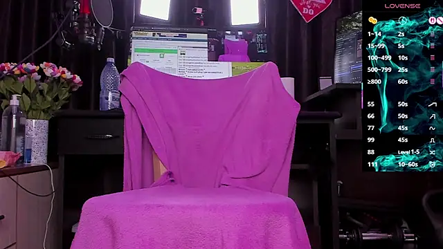 Raissa sky26 online show from 10-07-25, 02:42