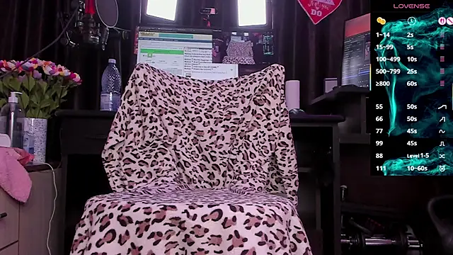 Raissa sky26 online show from 10-20-25, 02:34