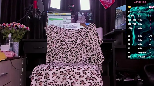 Raissa sky26 online show from 11-09-25, 03:38