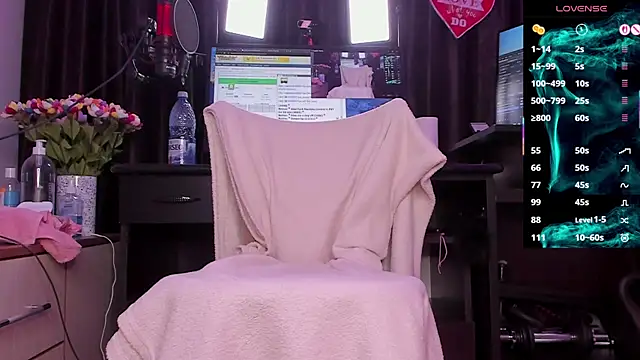 Raissa sky26 online show from 12-05-25, 03:37