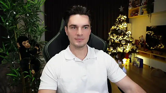 Snapshot of billypassion chatting on 12-13-25, 08:14 billypassion online show from 12-13-25, 08:14