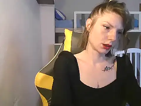 Feli blue online show from 02-18-25, 12:06