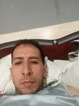 Snapshot of Alexand1999 chatting on 11-14-25, 02:16 Alexand1999 online show from 11-14-25, 02:16